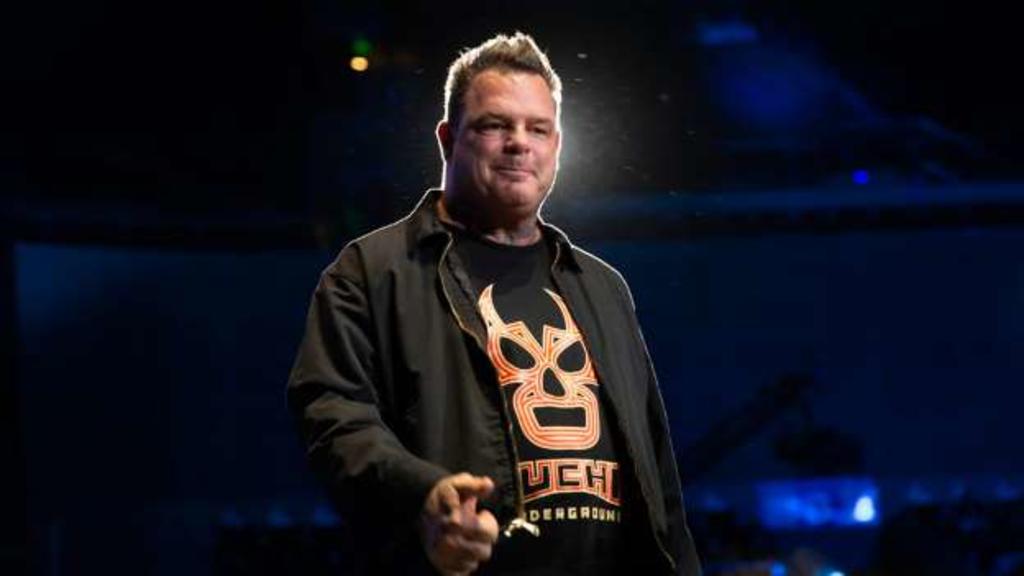 Vampiro Canadiense 'lucha' contra Alzheimer y Parkinson