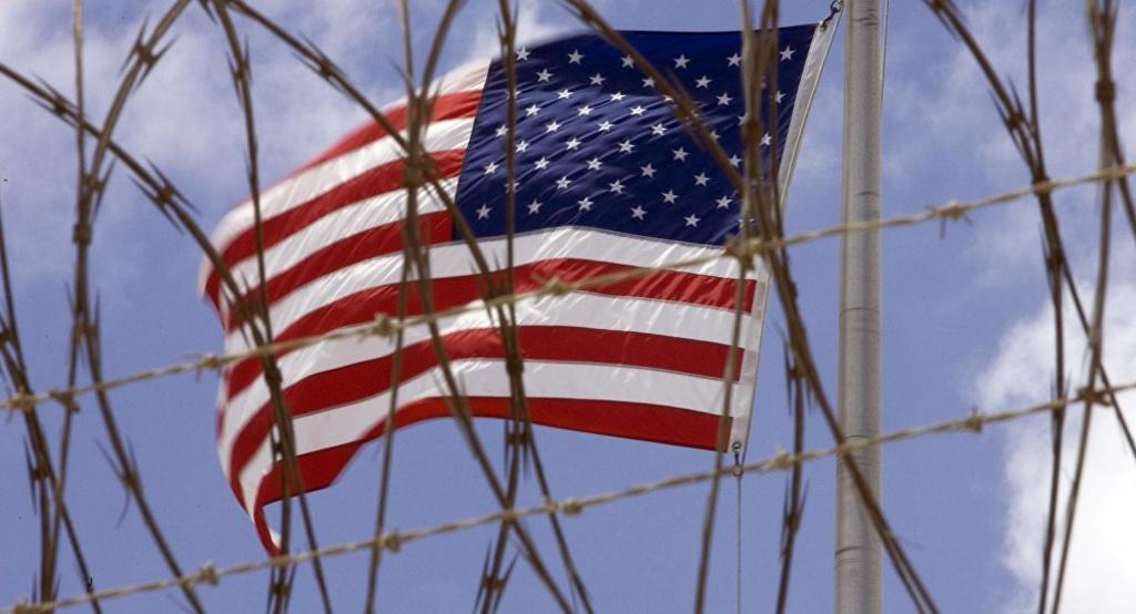 Tribunal de EUA invalida años de proceso judicial a yihadista en Guantánamo