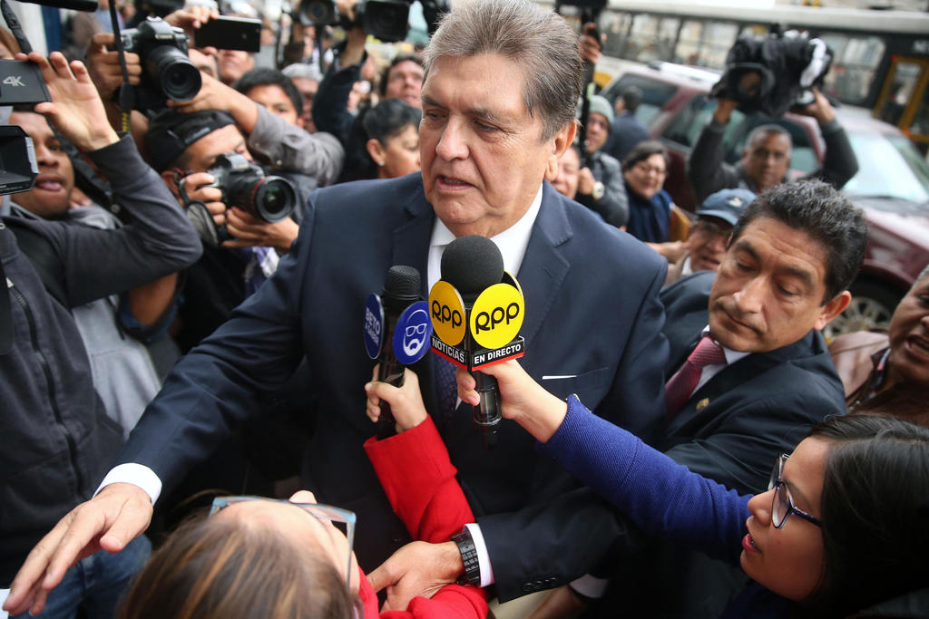 Reportan 'muy grave' al expresidente peruano Alan García