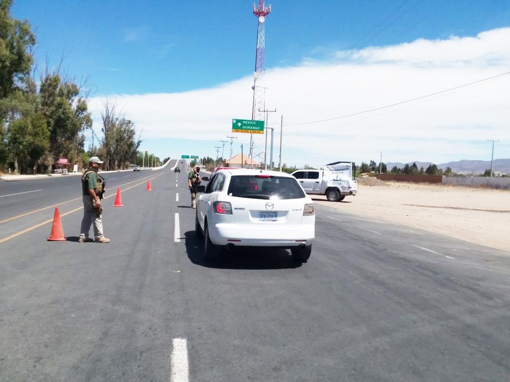 Mantienen operativos en carreteras de Durango