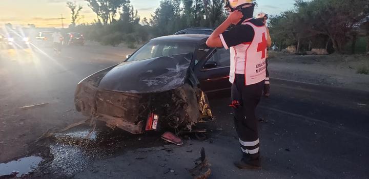 Se registra choque-volcadura en la Durango-Mezquital