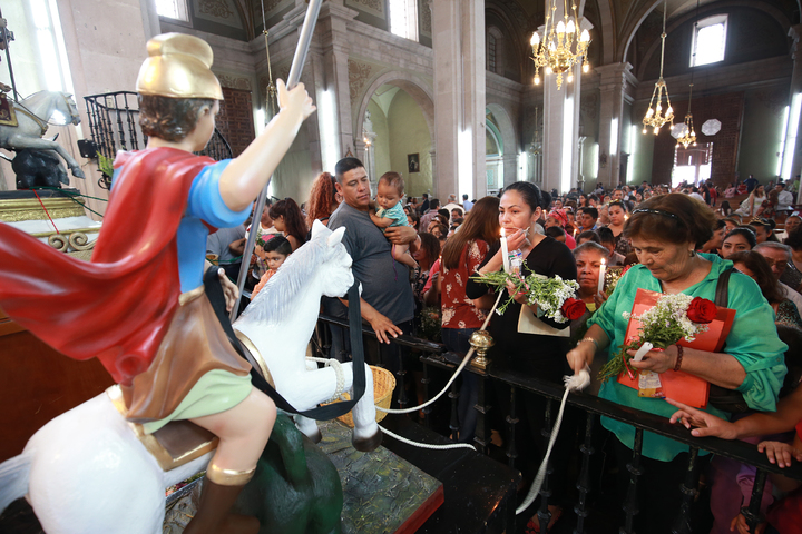 Duranguenses festejan hoy a  San Jorge pidiendo protección