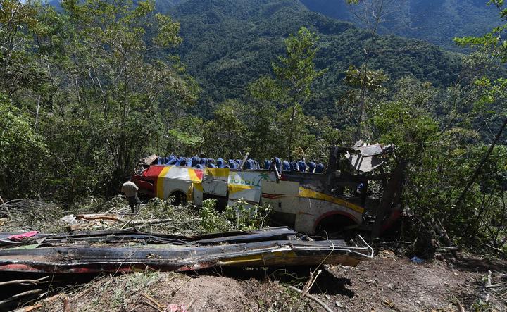 Accidente deja 25 fallecidos en Bolivia