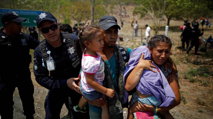 Defiende México política migratoria