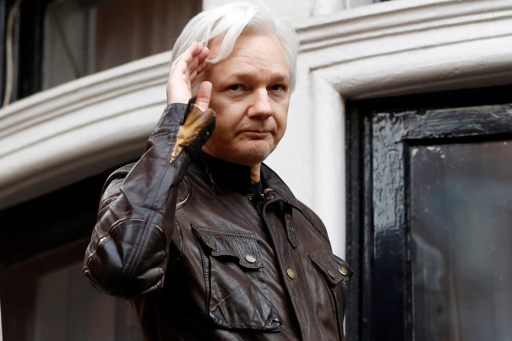 Con Assange se retomó caso contra excanciller de Ecuador, dice legisladora