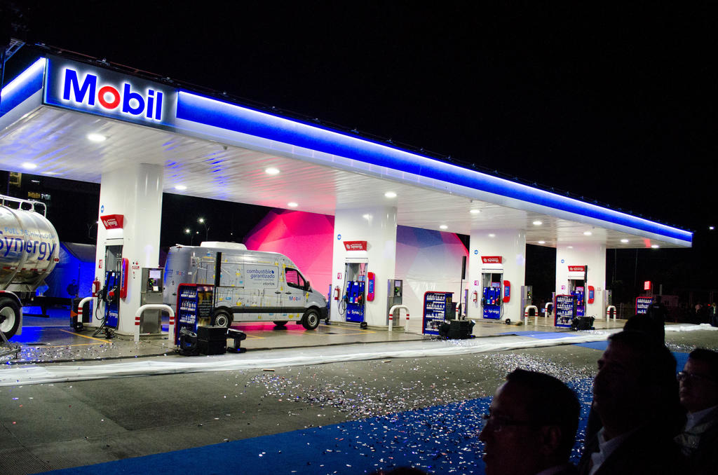 Arco y Exxon, las que más le ganan a la gasolina en México