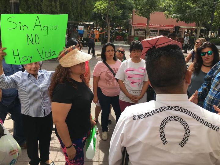 Protestan por falta de agua en Lerdo
