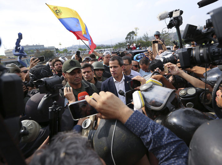 Grupo de Lima llama a militares a cerrar filas con Juan Guaidó