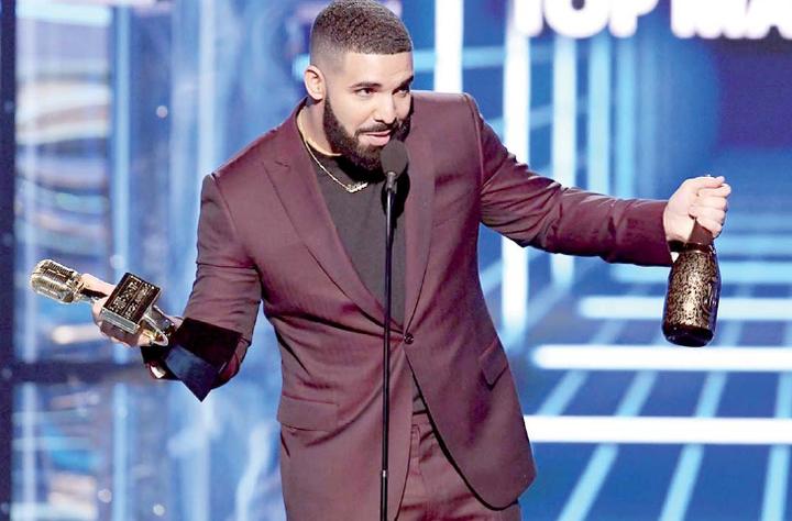 El récord es de Drake  en los Billboard