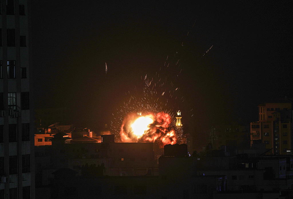 Matan bombardeos a bebé y a su madre en Gaza