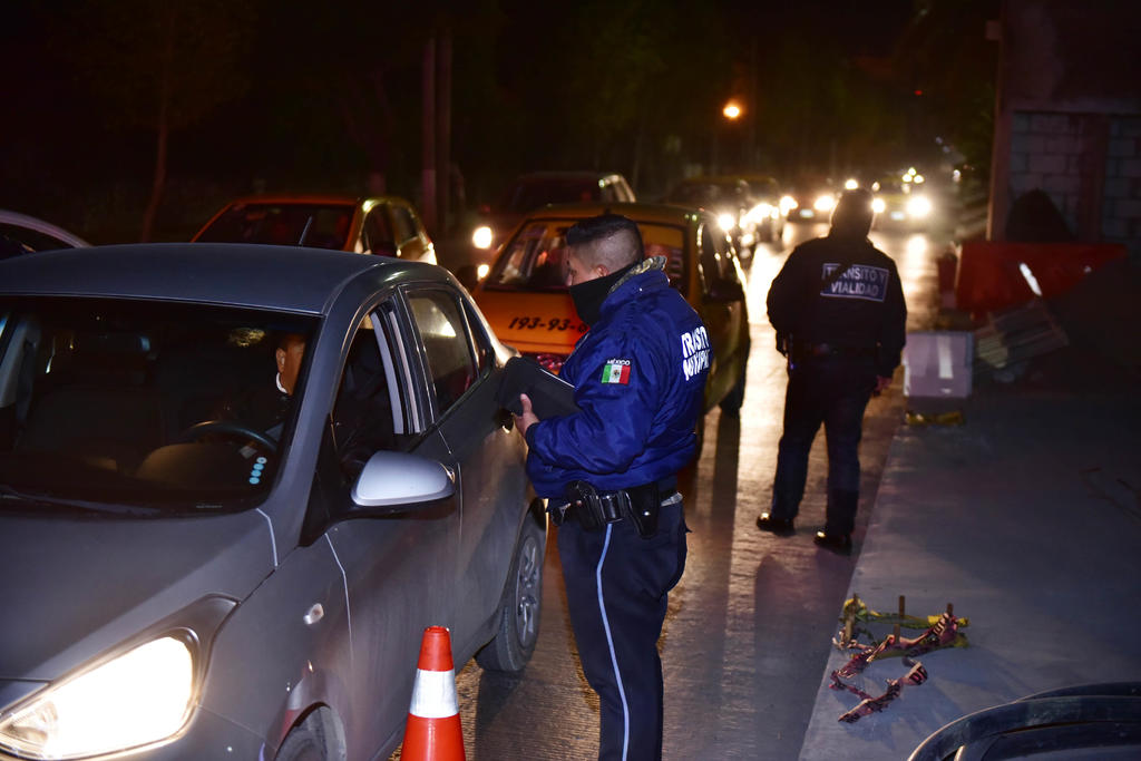 Operativo Alcoholímetro aseguró 48 vehículos en Gómez Palacio