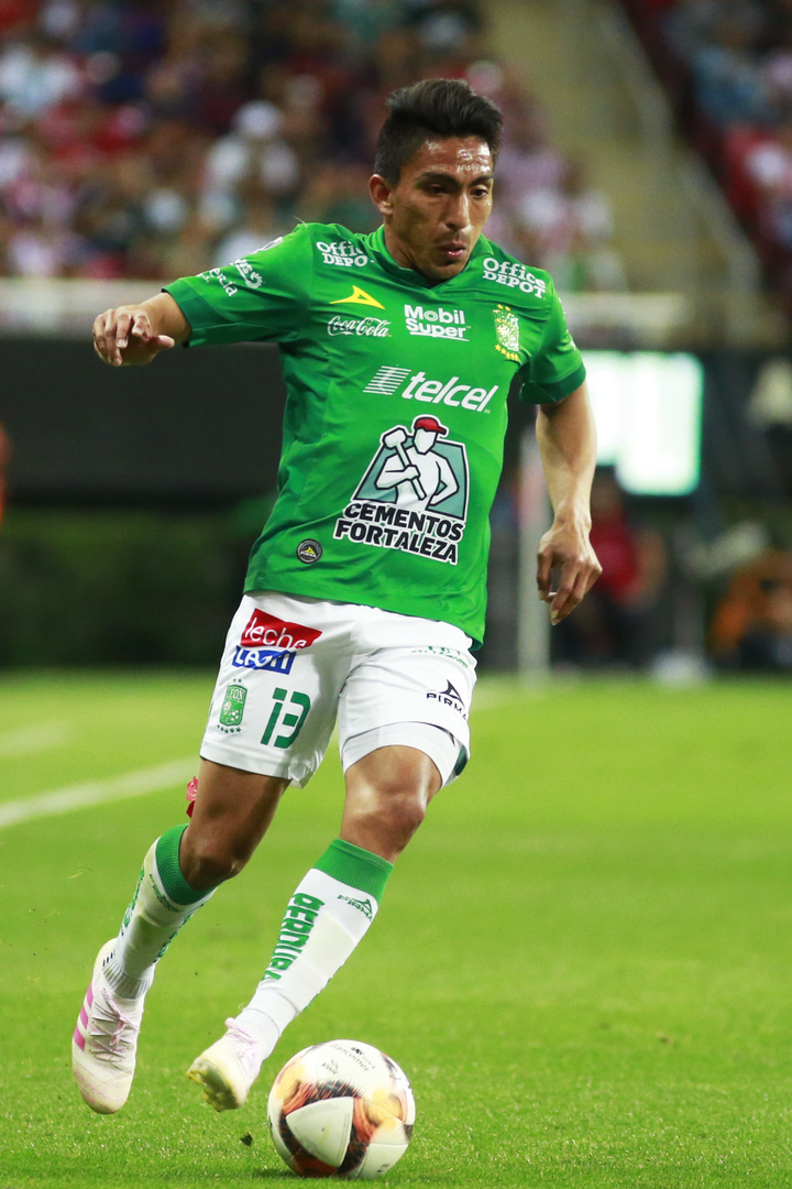 Ángel Mena, campeón de goleo