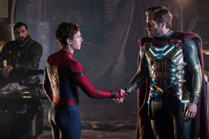 'Spider-Man' spolea cinta 'The Avengers: Endgame'
