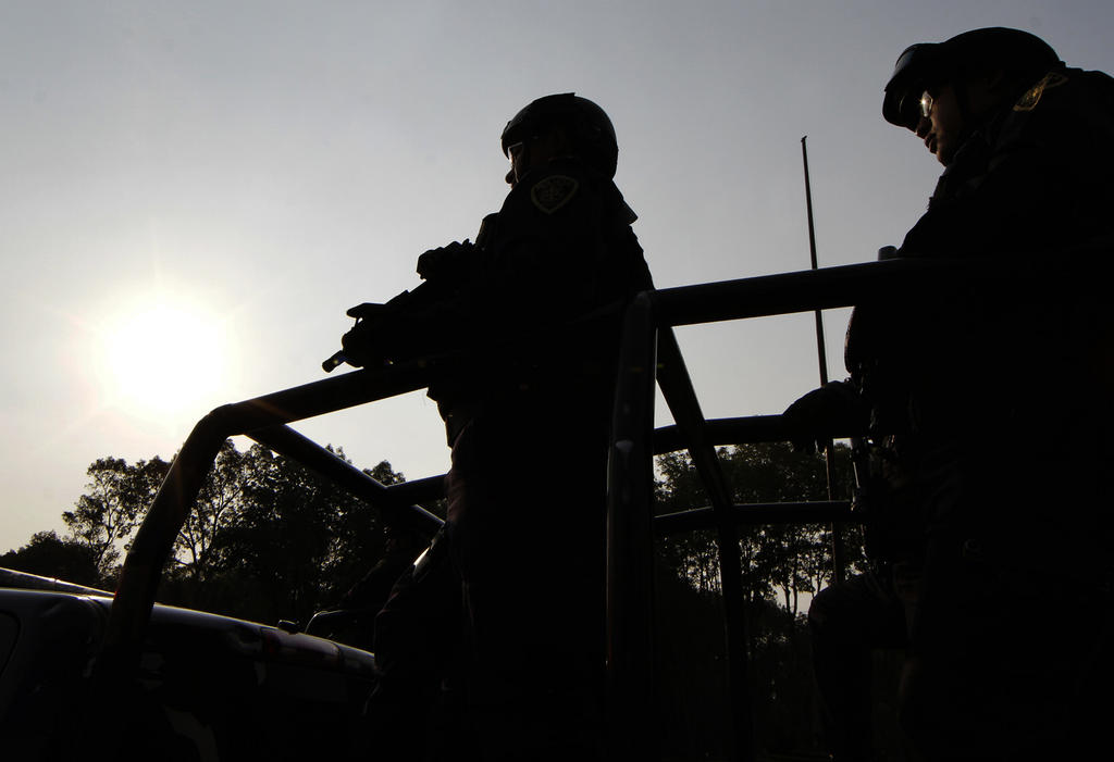 Muere policía por disparo 'accidental' de compañero en CDMX