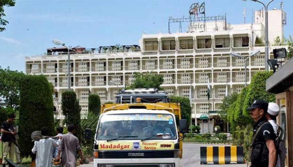 Ataque a hotel de lujo en Pakistán termina con un guardia muerto