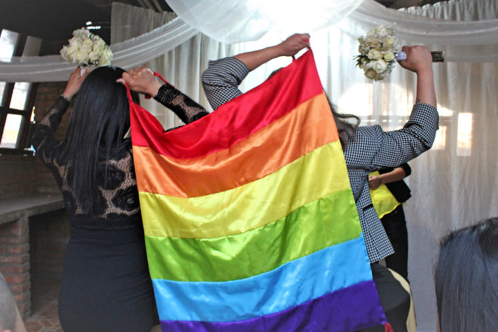 Amparo, el camino para bodas gay