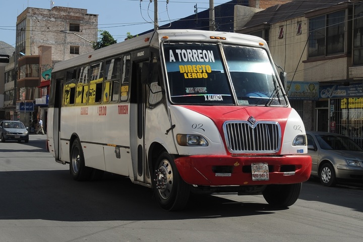 60 quejas contra el transporte público en Gómez