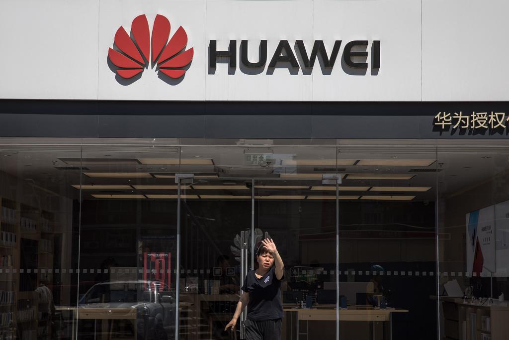Huawei acusa a EUA de 'acoso' tras veto de Trump