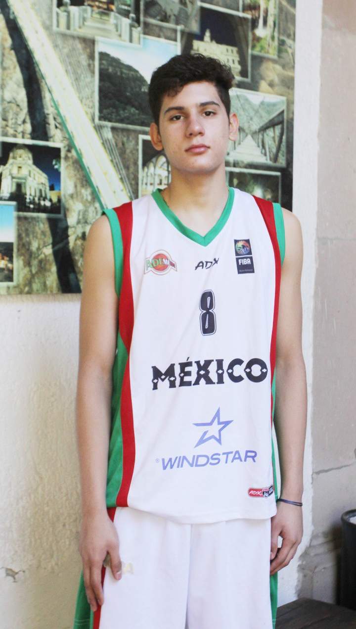 Martín Flores, a Selección Mexicana Sub-16 de baloncesto