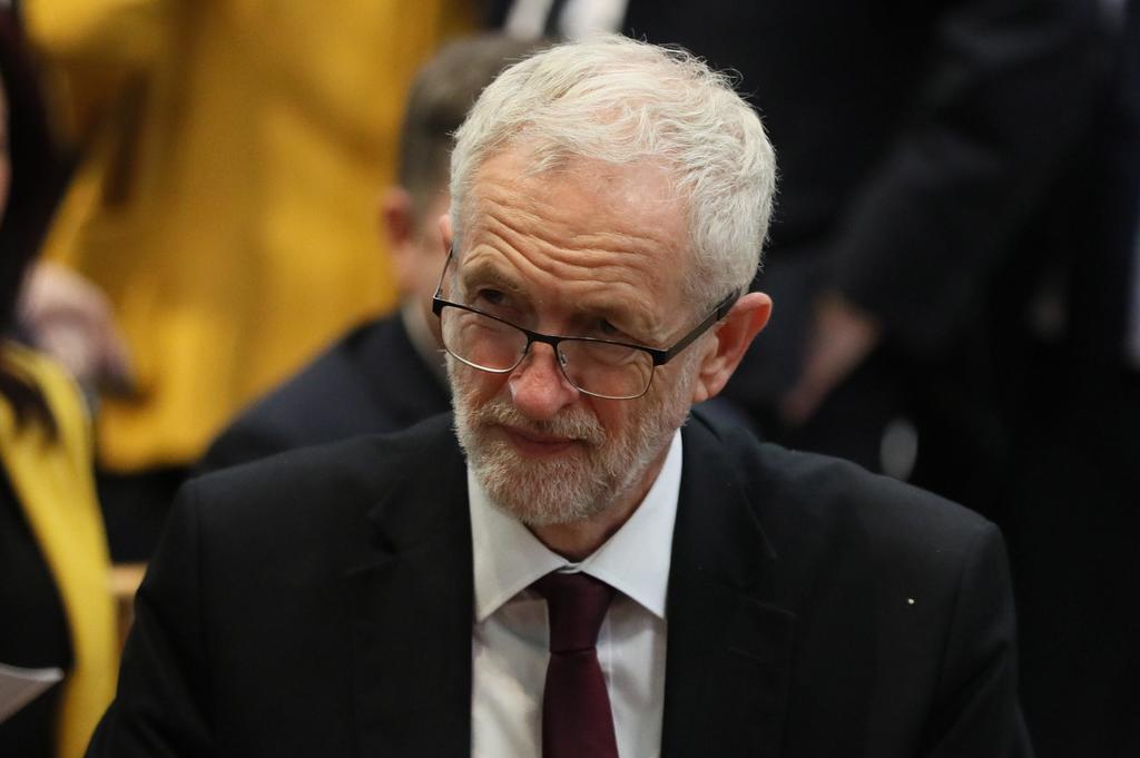 Corbyn exige que nuevo primer ministro convoque a elecciones generales