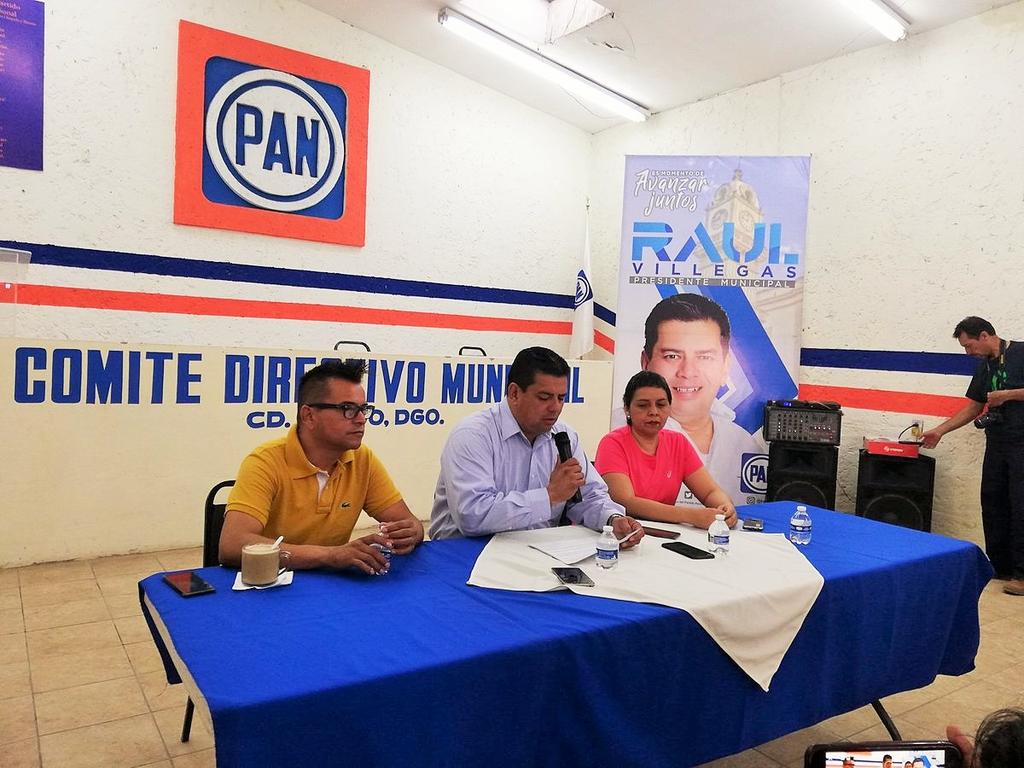 Pide Raúl Villegas que alcaldesa saque las manos del proceso electoral