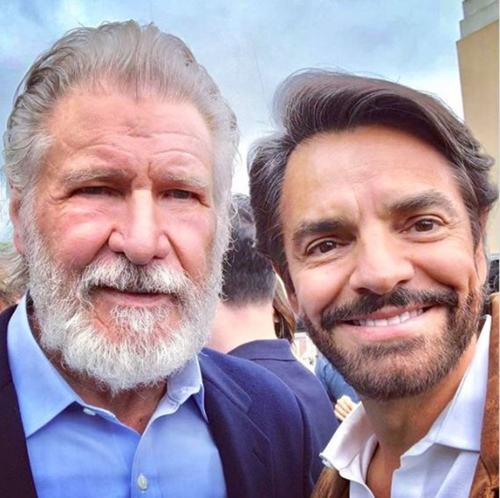 Eugenio Derbez presume en redes foto con Harrison Ford
