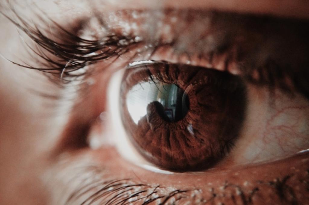 Mutación de gen causa distrofia macular de la retina