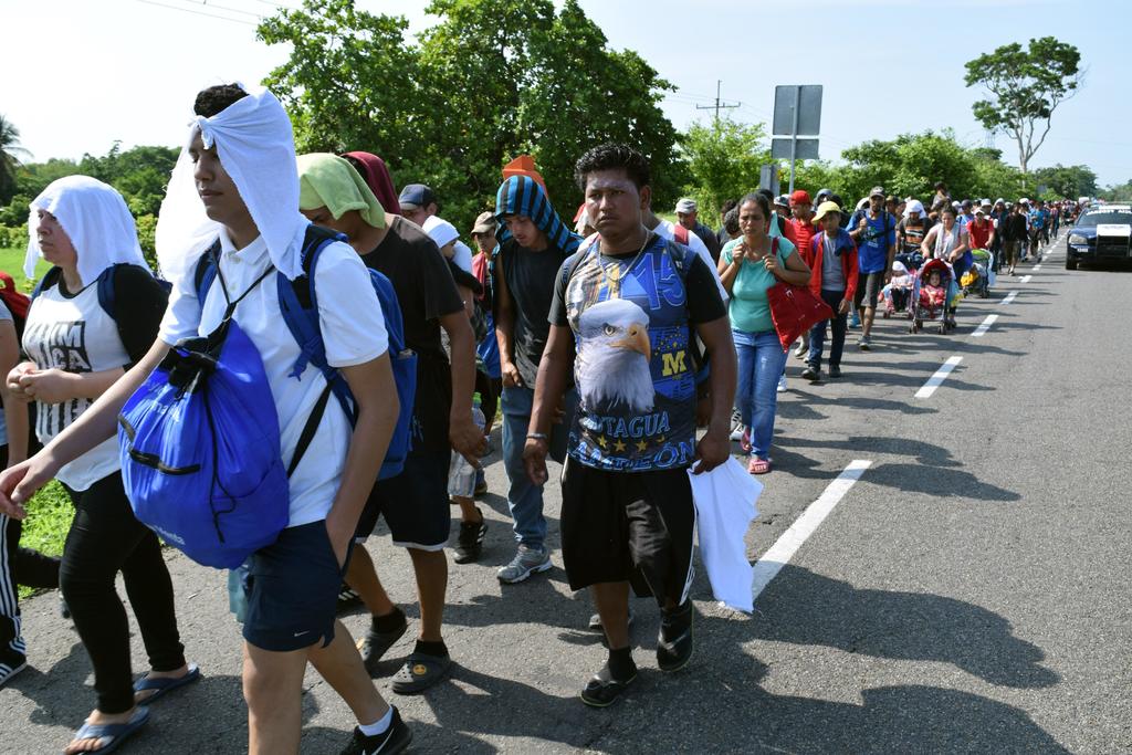 Frenarán autoridades paso a caravana migrante en Chiapas