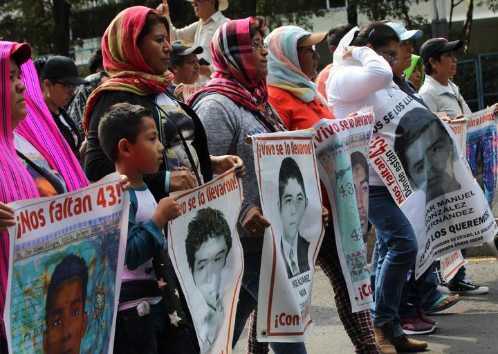 Caso Ayotzinapa se queda sin Fiscal