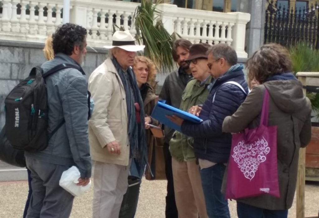 Woody Allen visita locaciones de la próxima cinta que rodará en España
