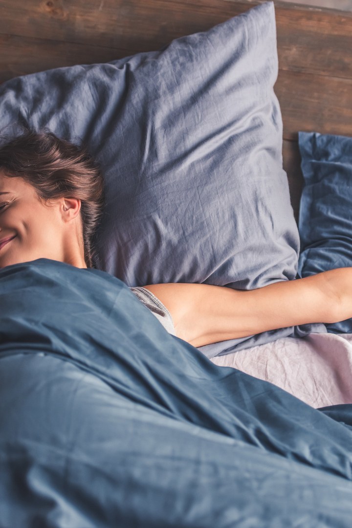 ¿Las mujeres deben dormir más?