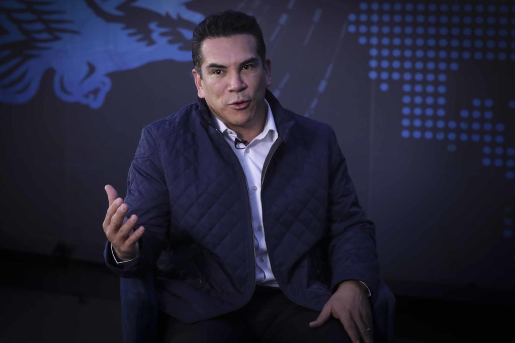¿Quién es Alejandro Moreno, gobernador con licencia de Campeche?