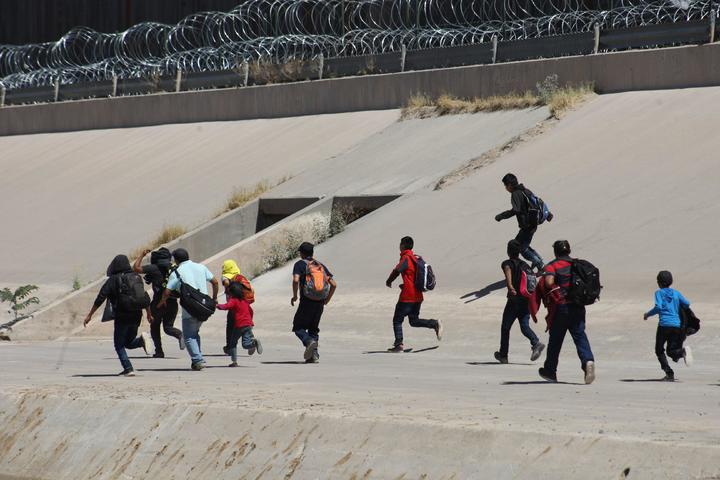 Devuelven a 11 mil migrantes a México