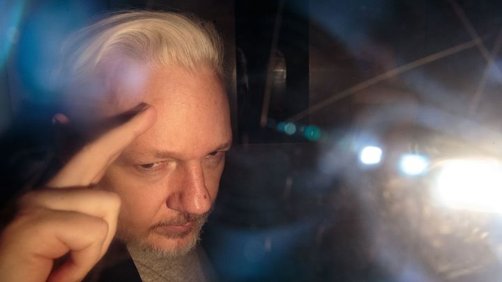 Firman extradición  de Julian Assange