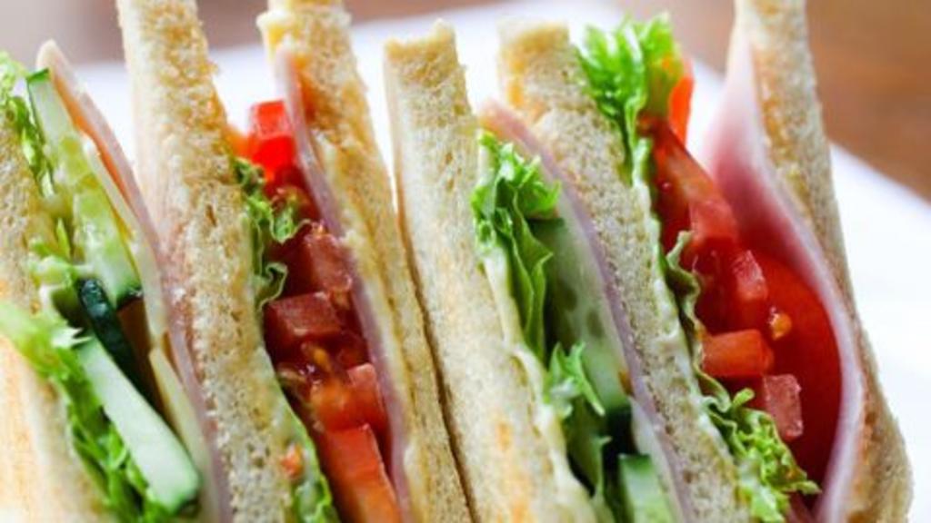 Mueren 5 personas tras comer sándwiches contaminados en hospitales ingleses