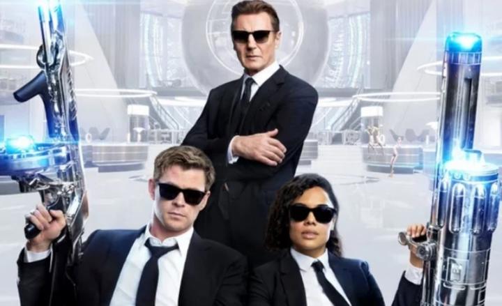 'Men in Black' encabeza taquillas en EU