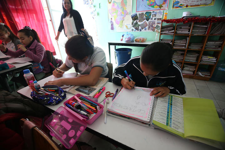Reinstalarán a docentes cesados en Durango por la reforma educativa