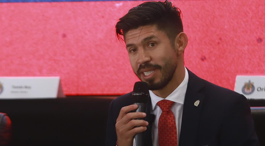 Peralta pensó mucho su llegada a Chivas: agente