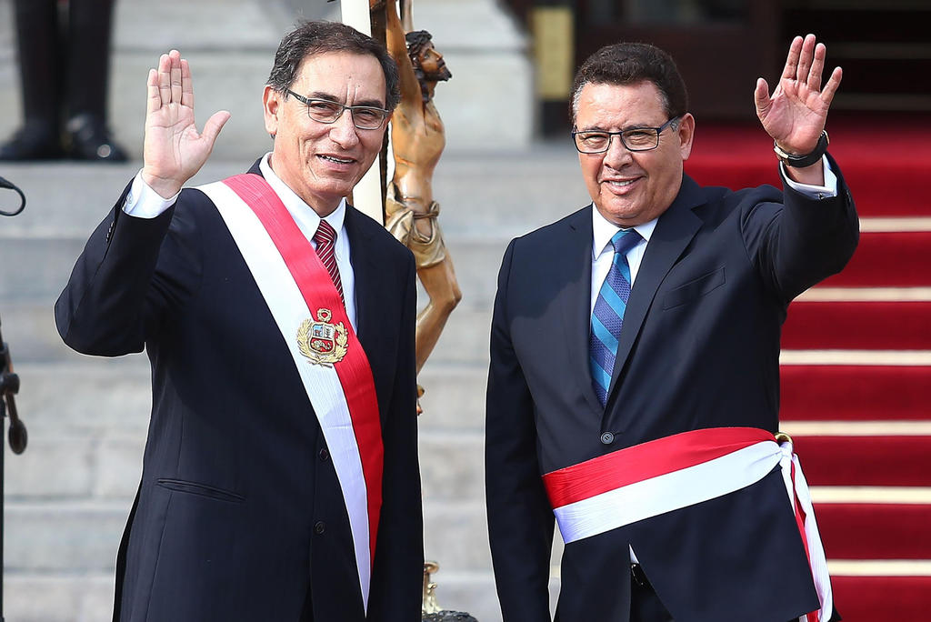 Muere ministro de Defensa de Perú durante viaje de trabajo