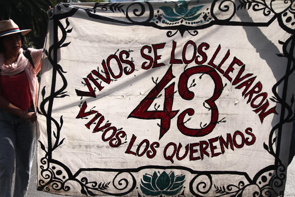 Demandan fiscal especial para Caso Ayotzinapa