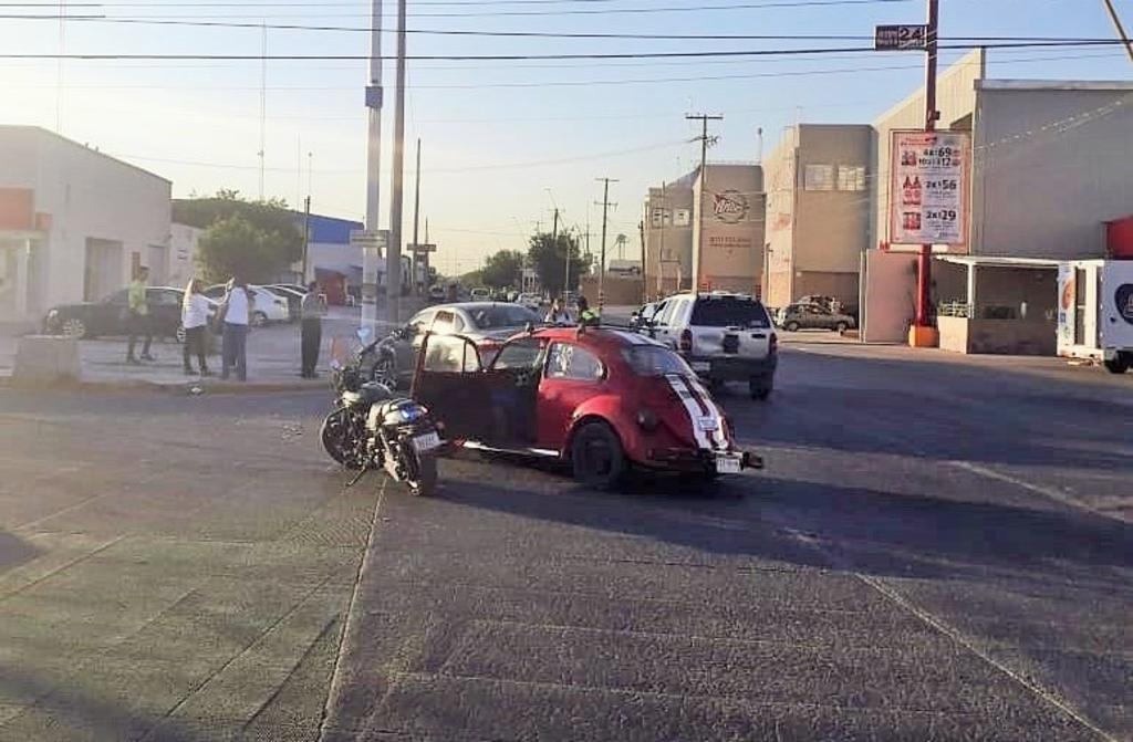 Choque en el Parque Industrial de Gómez Palacio deja dos lesionados