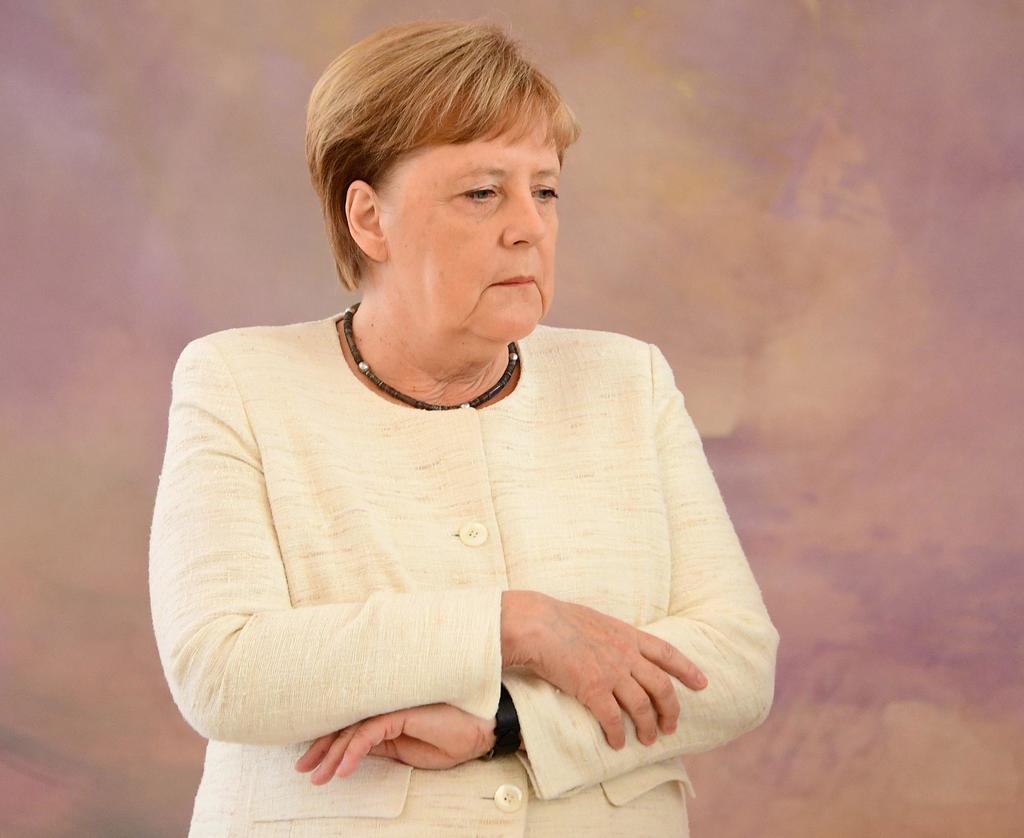 Angela Merkel dice estar bien de salud tras sufrir temblores