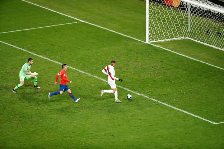 Perú elimina al campeón Chile y desafía a Brasil en final de Copa América