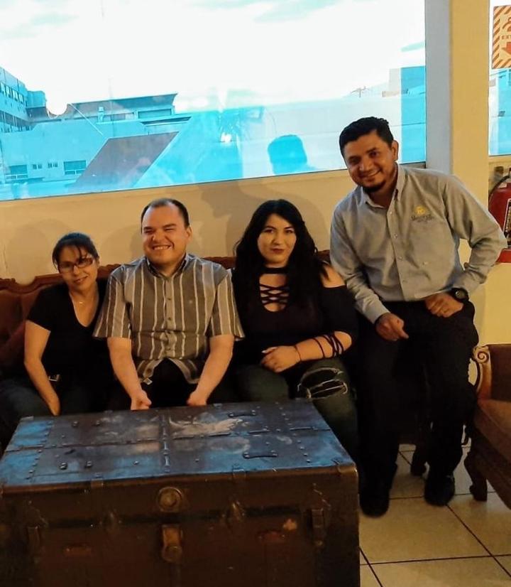 Locutores duranguenses van al rescate de la radio