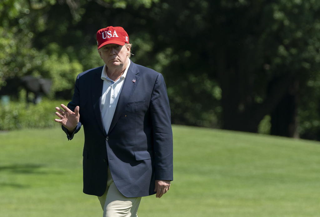 Club de golf de Trump albergará torneo con desnudistas