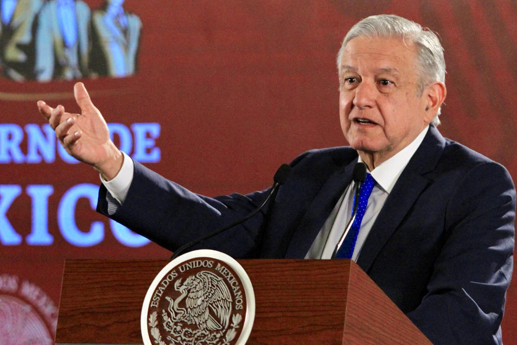 'Vamos a rescatar a Pemex con sus trabajadores', asegura López Obrador