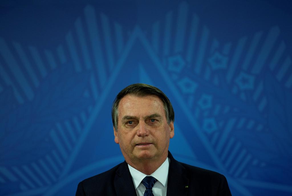 Brasil está entrando a una ‘dictadura sutil’ con Bolsonaro: Castells
