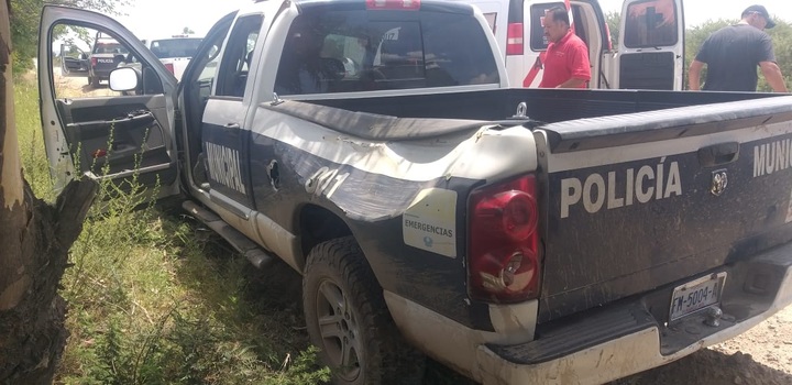 Se accidentan policías en Canatlán