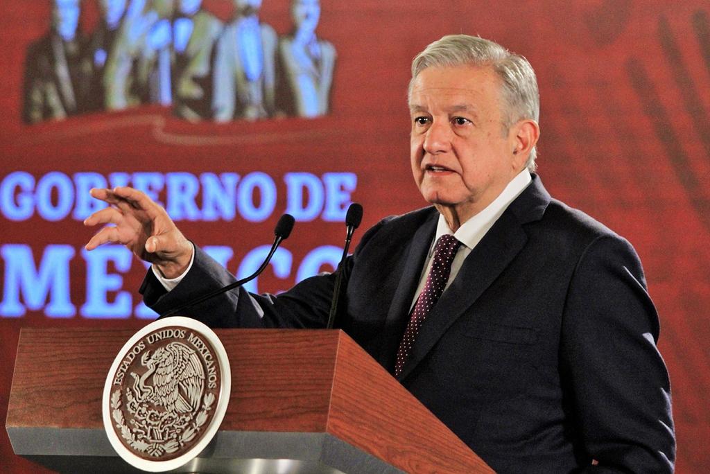 Anuncia AMLO censo de médicos para mejorar el sistema de salud