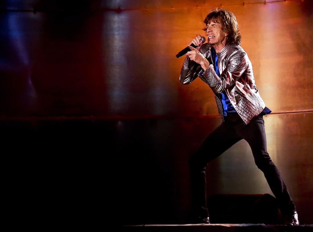 1943: Nace Mick Jagger, el principal cantante de la banda de rock The Rolling Stones